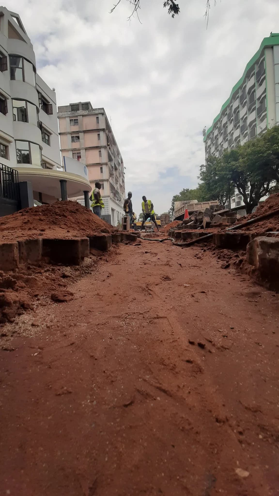 Reabilitação Viária e Drenagem — Maputo — imagem 10